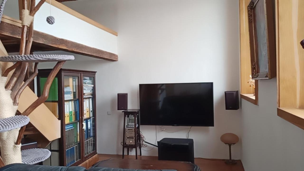 Bydleni V Centru Ov Blizko Stodolni, Bez Vytahu Appartement Ostrava Buitenkant foto
